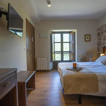 Hotell La Del Vencejo Alles