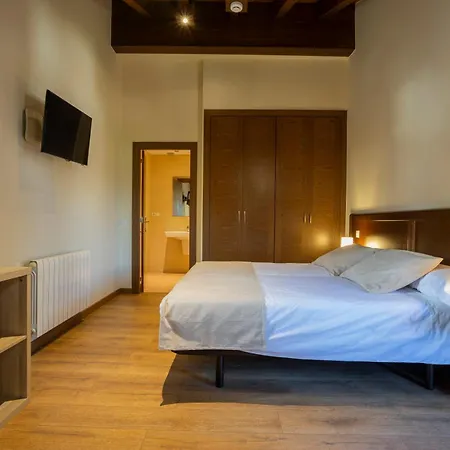 La Del Vencejo Hotell *